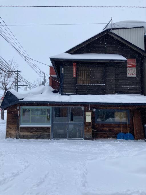 宿泊×編集事務所×土産物店「あさひかわ編集室」 旭川 外观 照片